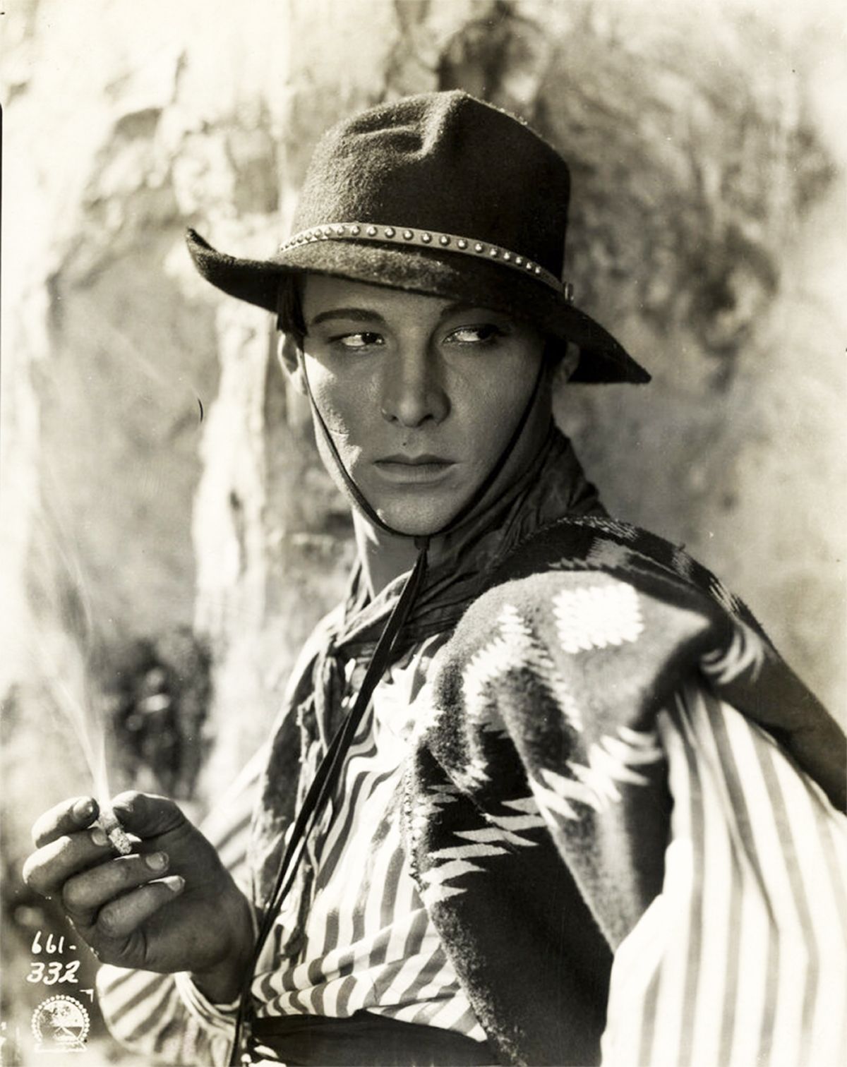 Rudolph Valentino "A Sainted Devil" - Walter Film