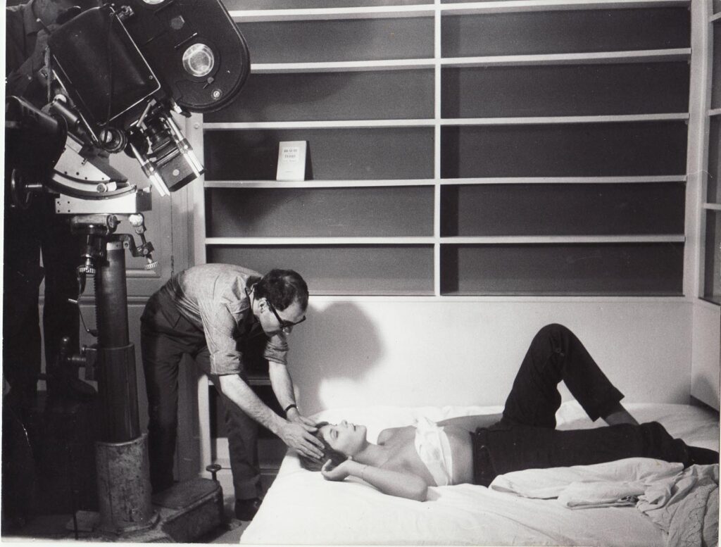 JEAN-LUC GODARD | UNE FEMME MARIÉE [A MARRIED WOMAN] (1964) BTS photo - 2