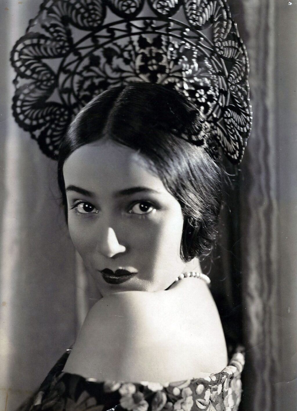 DOLORES DEL RÍO | JOANNA (1925) Early portrait