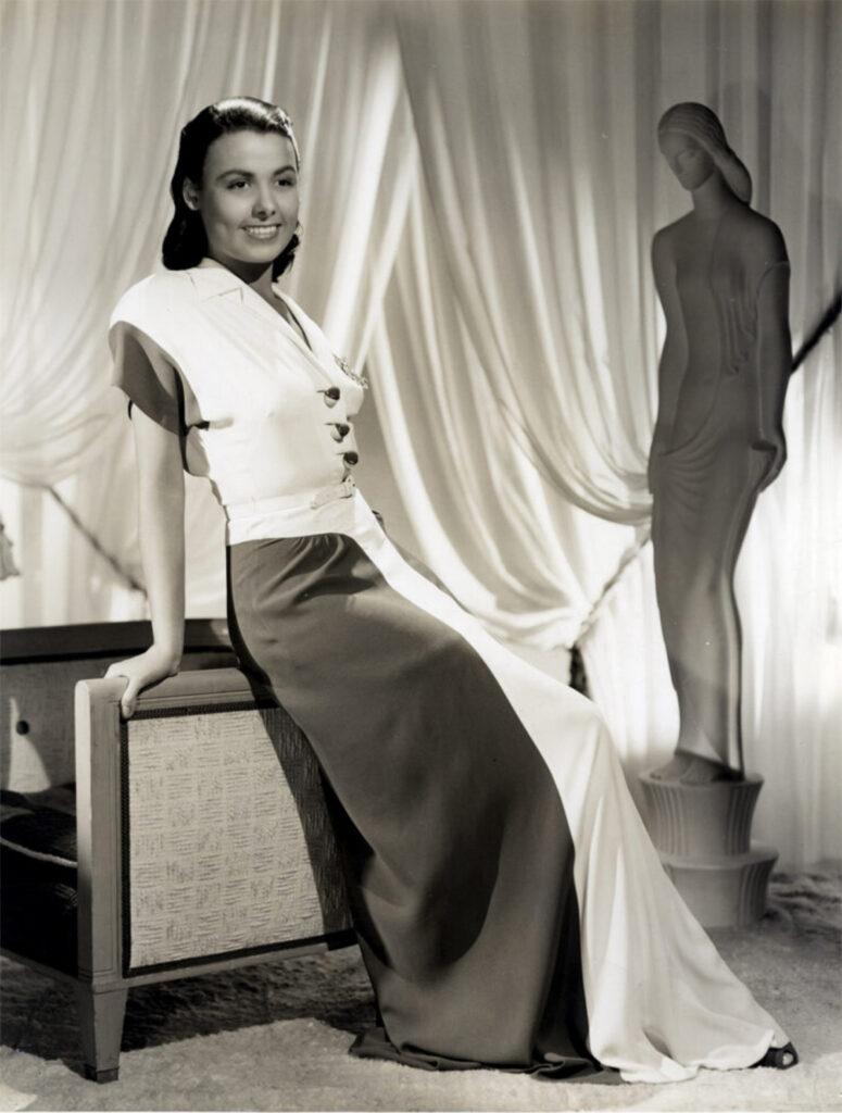 Walter Film: Lena Horne 1943 by Clarence Bull