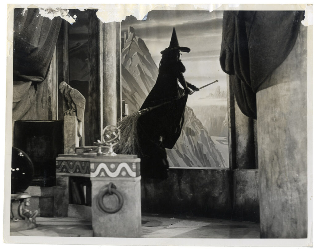 WIZARD OF OZ, THE (1939) BTS photo ft. Wicked Witch