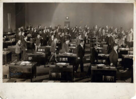 CROWD, THE | OFFICE WORKERS SCENE (1928) Photo