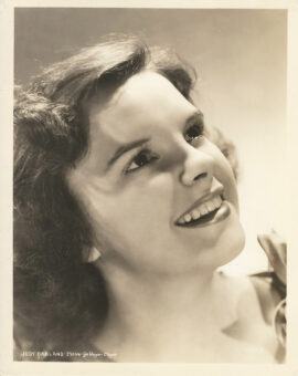 JUDY GARLAND | EVERYBODY SING (1938) Portrait