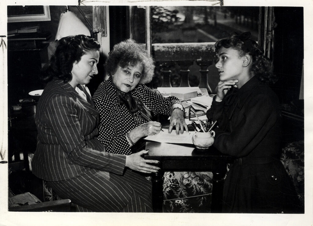 COLETTE (1948, 1951) Set of 2 French photos - Image 2