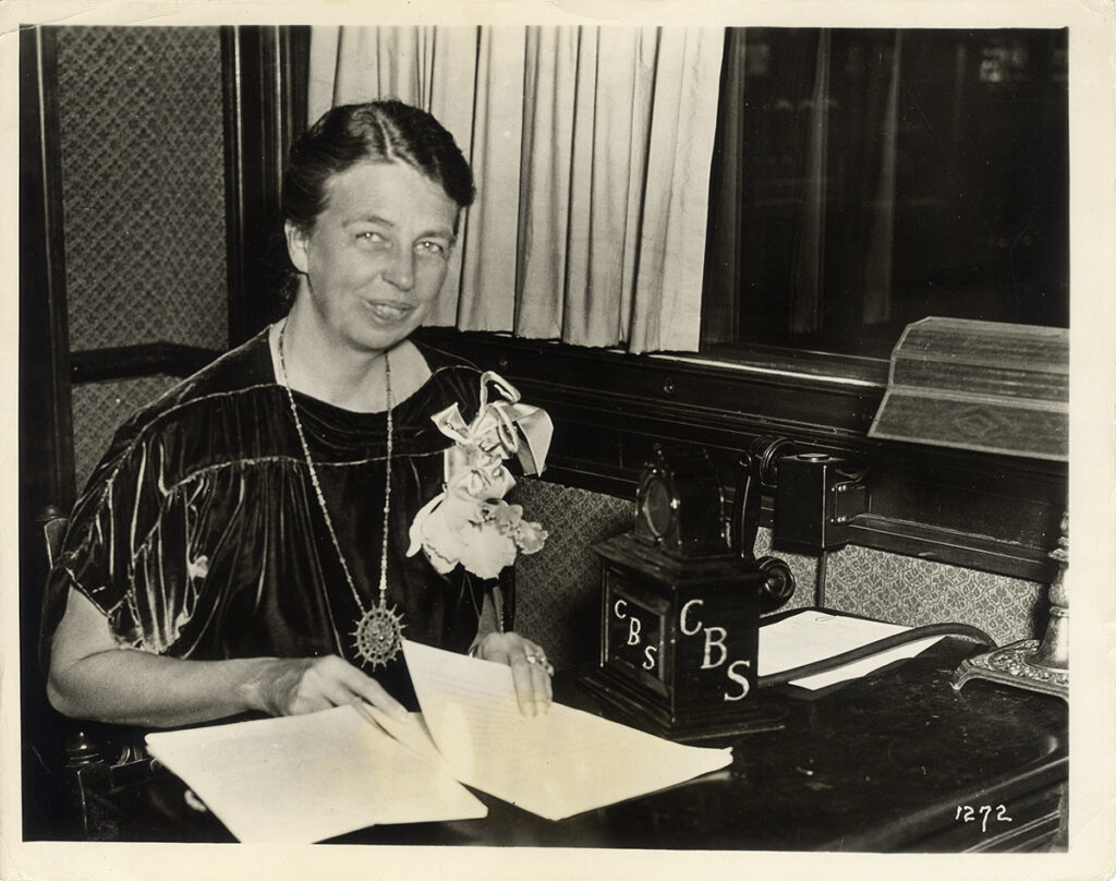 ELEANOR ROOSEVELT (1933-60) Photo archive