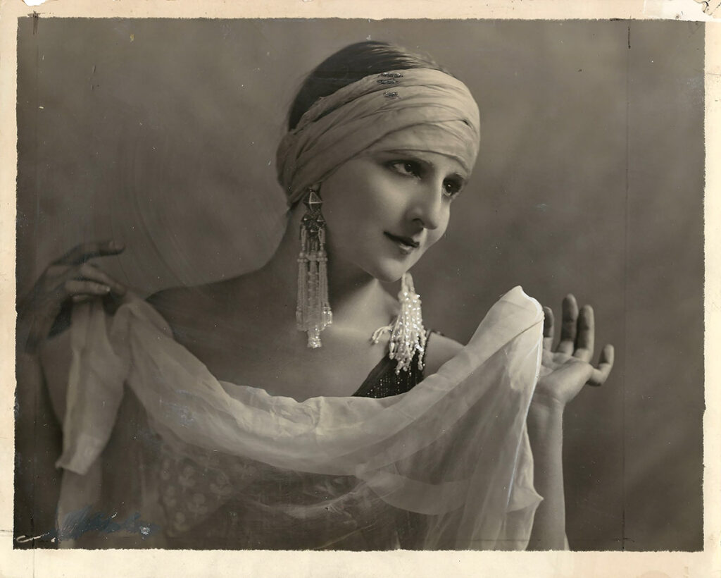 ALBERTINA RASCH (1924-32) Set of 3 photos