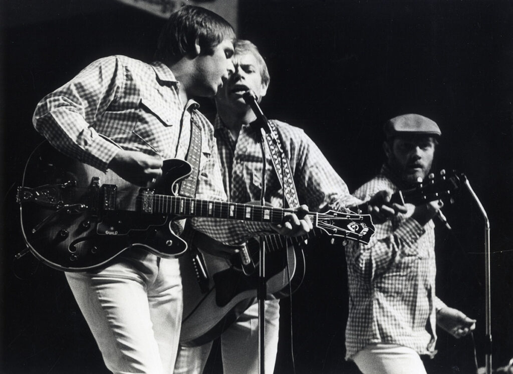 THE BEACH BOYS (ca. late-1960s) Set of 2 photos - Image 2
