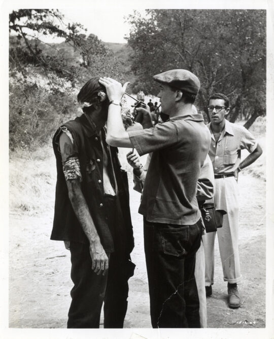 JOHN HUSTON DIRECTING | THE RED BADGE OF COURAGE [1951] BTS photo