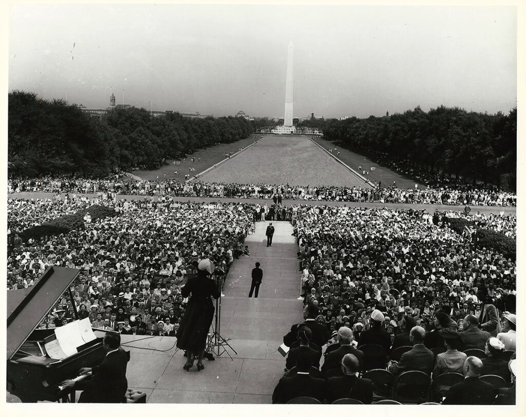 MARIAN ANDERSON [ca. 1939-77] Photo archive - Image 5